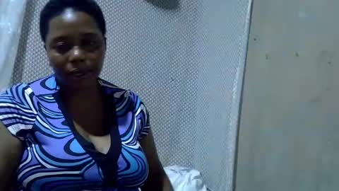 bigclit_wethairypus online show from June 2026 05:17:02 PM