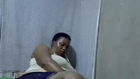 bigclit_wethairypus online show from July 2026 06:32:02 PM