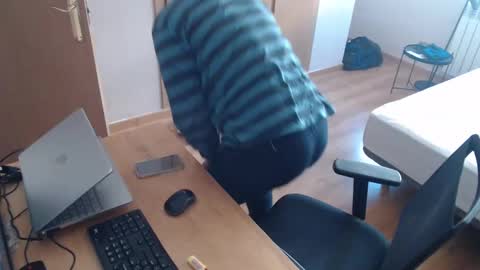 Snapshot of bigcok35spain chatting on February 2025 10:35:01 AM bigcok35spain online show from February 2025 10:35:01 AM