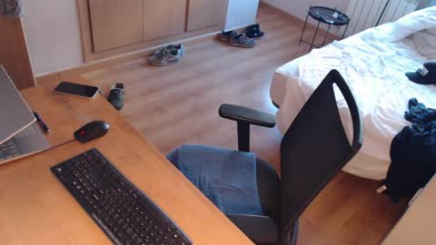bigcok35spain online show from May 2026 06:36:02 PM