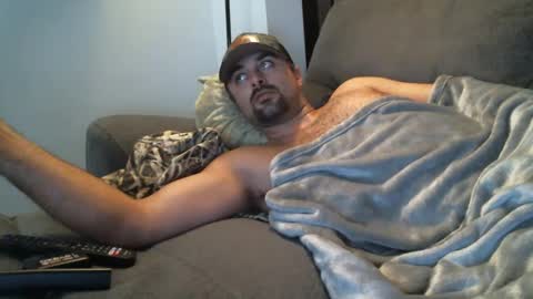 Snapshot of bigcumcanada chatting on January 2025 01:22:01 AM bg online show from January 2025 01:22:01 AM