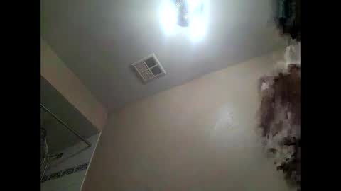 Snapshot of bigcumcanada chatting on November 2025 10:32:02 PM bg online show from November 2025 10:32:02 PM