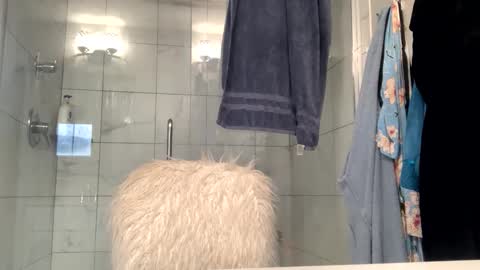 bigdickdave3332 online show from October 2025 01:43:02 PM