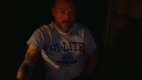 Snapshot of bigfox27 chatting on April 2026 02:37:02 AM bigfox27 online show from April 2026 02:37:02 AM