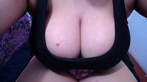  Sunny   online show from December 2025 08:56:02 AM