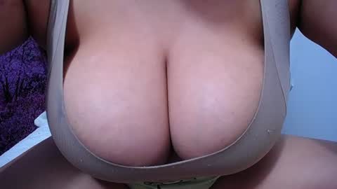  Sunny   online show from July 2026 01:44:01 AM