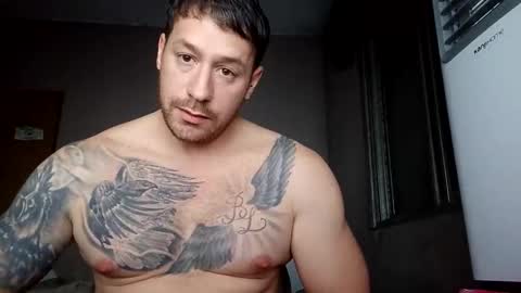 Snapshot of biggeboyy chatting on April 2026 04:45:01 AM biggeboyy online show from April 2026 04:45:01 AM