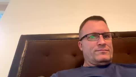 bigger22332233 online show from January 2025 11:48:02 PM