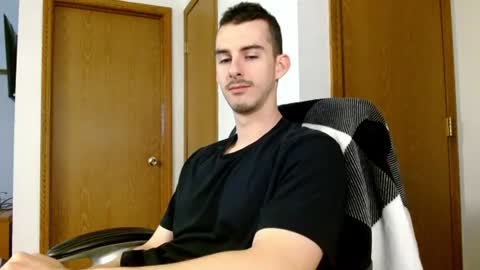 Snapshot of biggerbradd chatting on June 2026 06:31:02 PM biggerbradd online show from June 2026 06:31:02 PM