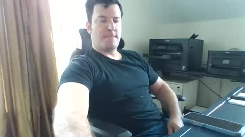 Snapshot of biggestballsonchatu chatting on January 2026 07:15:01 PM BiggestBallsOnChatr online show from January 2026 07:15:01 PM