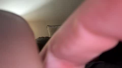 biggloves4bighands online show from October 2025 12:45:01 AM