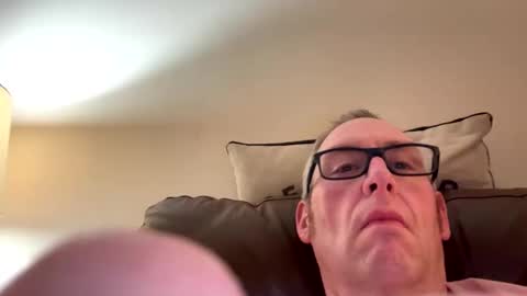 biggloves4bighands online show from February 2026 11:25:01 PM