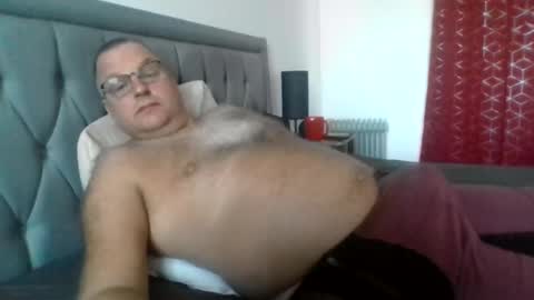bigguy2014 online show from September 2025 06:27:02 AM