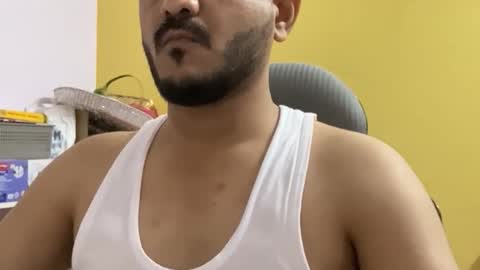 Snapshot of bighandsomesatisfy chatting on January 2026 01:33:01 AM bighandsomesatisfy online show from January 2026 01:33:01 AM