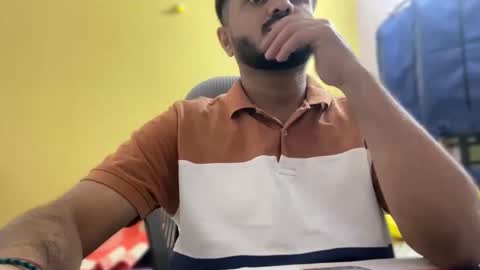 Snapshot of bighandsomesatisfy chatting on February 2026 03:10:01 PM bighandsomesatisfy online show from February 2026 03:10:01 PM