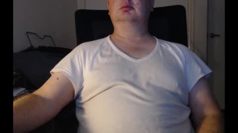 Snapshot of bighorn1981 chatting on December 2024 10:56:01 PM bighorn1981 online show from December 2024 10:56:01 PM