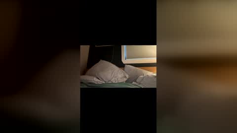 Snapshot of bighungman420 chatting on February 2026 03:43:02 PM bighungman420 online show from February 2026 03:43:02 PM