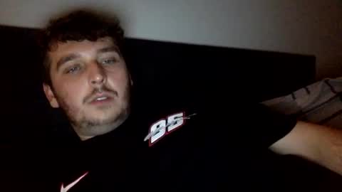 bigleeee9 online show from November 2025 01:17:02 AM