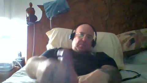 bigmike197167 online show from May 2026 08:32:01 AM