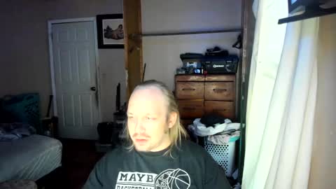 bigmike20129020 online show from February 2025 12:10:02 AM
