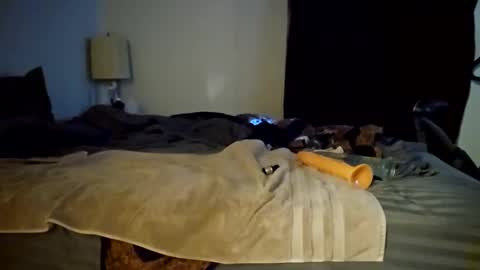 bigmikefl96 online show from November 2025 10:26:01 AM