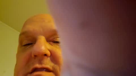 bigmikefl96 online show from May 2026 04:58:02 PM