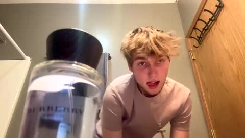 bigskinnyboyshh online show from January 2025 08:42:01 PM