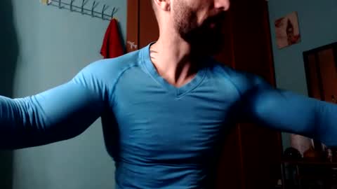 Snapshot of bigstallone chatting on December 2024 12:04:01 AM BigStallion online show from December 2024 12:04:01 AM