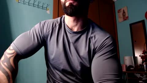 Snapshot of bigstallone chatting on February 2025 11:46:02 PM BigStallion online show from February 2025 11:46:02 PM