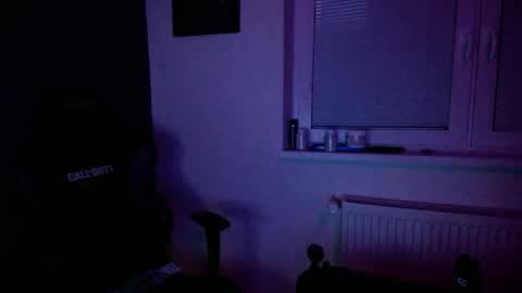 Tomiii online show from April 2026 01:17:01 AM