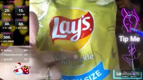 Snapshot of bigthickgirl35 chatting on January 2025 07:28:01 AM Mahogany online show from January 2025 07:28:01 AM