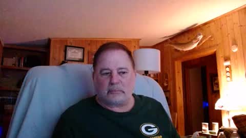 Snapshot of bigthicksatisfying2 chatting on December 2024 02:31:01 AM bigthicksatisfying2 online show from December 2024 02:31:01 AM