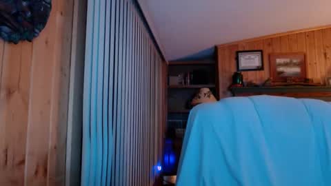 Snapshot of bigthicksatisfying2 chatting on December 2024 04:45:01 AM bigthicksatisfying2 online show from December 2024 04:45:01 AM