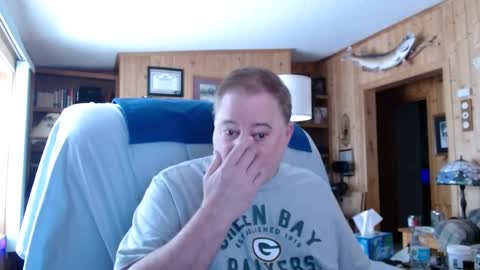 Snapshot of bigthicksatisfying2 chatting on February 2025 10:33:01 PM bigthicksatisfying2 online show from February 2025 10:33:01 PM