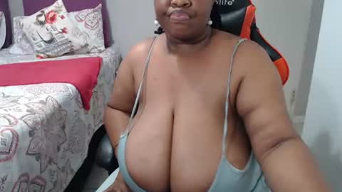 Lona online show from March 2026 03:18:01 PM
