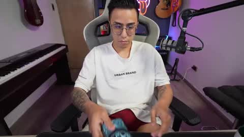 bigxboy96 online show from February 2025 03:20:01 AM