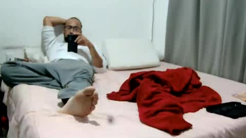 Snapshot of bigyyaso chatting on July 2026 04:25:01 AM Horny Couple online show from July 2026 04:25:01 AM
