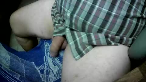 Snapshot of bikeman17 chatting on November 2025 06:51:01 PM bikeman17 online show from November 2025 06:51:01 PM