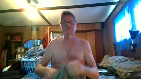 Snapshot of bikyle69er chatting on February 2026 06:18:01 PM bikyle69er online show from February 2026 06:18:01 PM