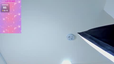 Snapshot of bilie_rouse1 chatting on March 2025 03:02:02 AM Bilie online show from March 2025 03:02:02 AM