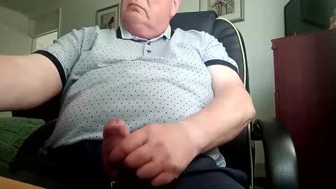 billlllllyb online show from May 2026 10:56:02 AM