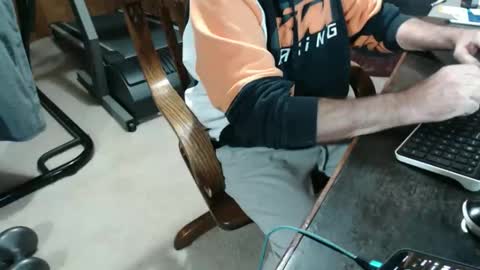 Snapshot of billy471 chatting on April 2026 10:40:02 PM billy471 online show from April 2026 10:40:02 PM