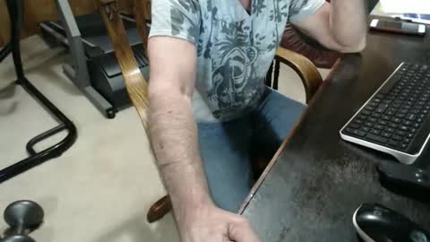 Snapshot of billy471 chatting on April 2026 10:54:02 PM billy471 online show from April 2026 10:54:02 PM