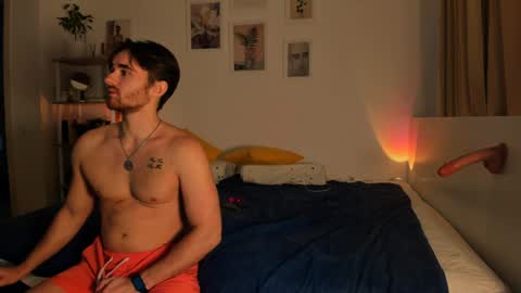 Snapshot of billy_full chatting on December 2024 10:51:02 AM Billy and Lisahelp us to reach 100 likes online show from December 2024 10:51:02 AM