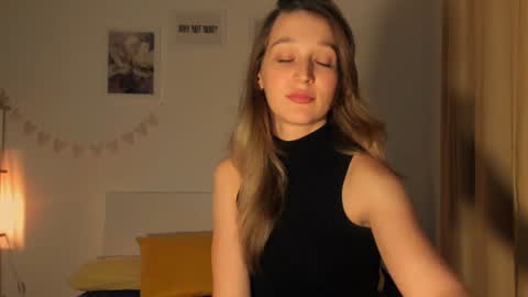 Snapshot of billy_full chatting on January 2025 09:15:02 PM Billy and Lisahelp us to reach 100 likes online show from January 2025 09:15:02 PM