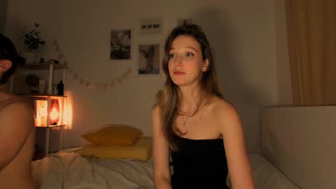 Snapshot of billy_full chatting on January 2025 11:03:02 PM Billy and Lisahelp us to reach 100 likes online show from January 2025 11:03:02 PM