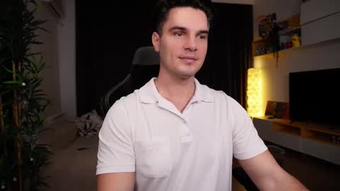 Snapshot of billypassion chatting on November 2025 04:13:02 PM BillyPassion online show from November 2025 04:13:02 PM