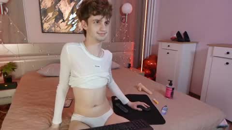Bimbo boy online show from May 2026 04:34:01 PM