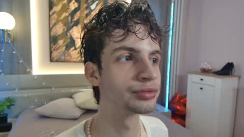Bimbo boy online show from June 2026 01:26:01 PM