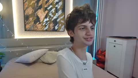 Bimbo boy online show from June 2026 03:21:02 PM